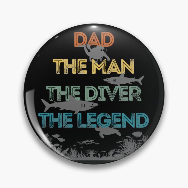 Artikelvorschau, Papa, der Mann, der Taucher, die Legende (Unterwasserlandschaft im Retro-Design) entworfen und verkauft von StudioAquaLumos.