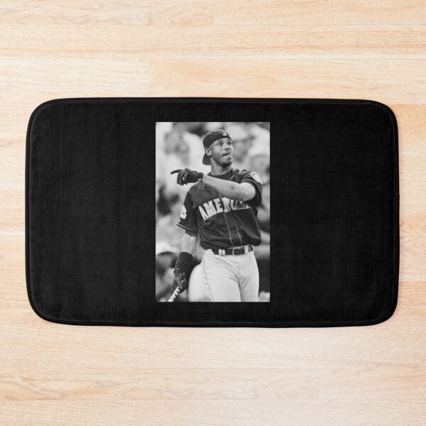 Artikelvorschau, Ken Griffey Jr. T-ShirtKen Griffey Jr entworfen und verkauft von ShopBaoloc.