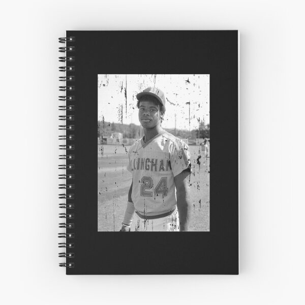 Artikelvorschau, Ken Griffey Jr T-ShirtKen Griffey JR Vintage entworfen und verkauft von ShopBaoloc.