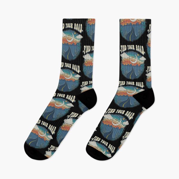 Artikelvorschau, Find Your Road T-ShirtFind Your Road Van life Nomad Road Trip Travel Vintage entworfen und verkauft von MarioKatut.