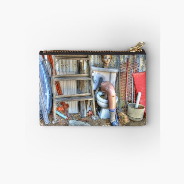 Artikelvorschau, An Odd Assortment entworfen und verkauft von Bob Christopher.