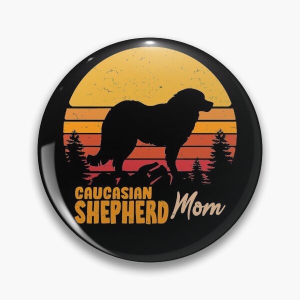 Artikelvorschau, Caucasian Shepherd Dog Mom Vintage Retro entworfen und verkauft von rafaeltto.