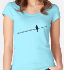 Vogel auf einem Draht Tailliertes Rundhals-Shirt