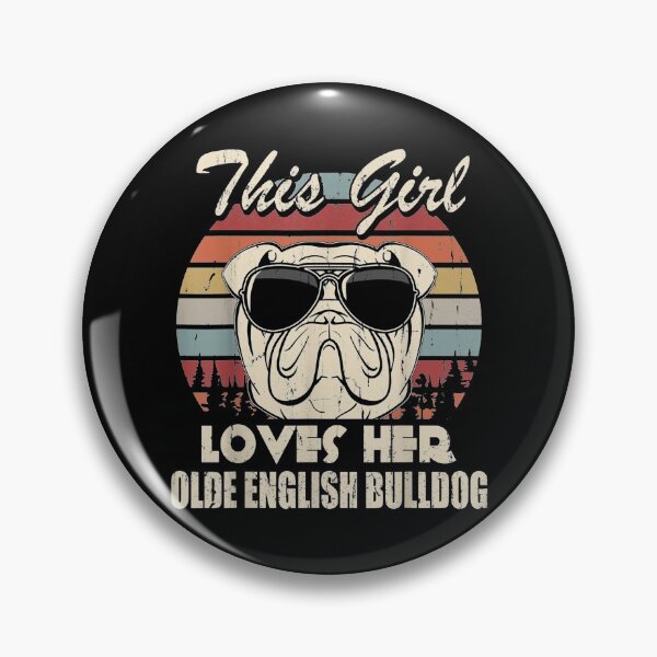 Aperçu de l'œuvre  Olde English Bulldog Girl Cool Vintage Retro For Dog Mom créée et vendue par paudels.