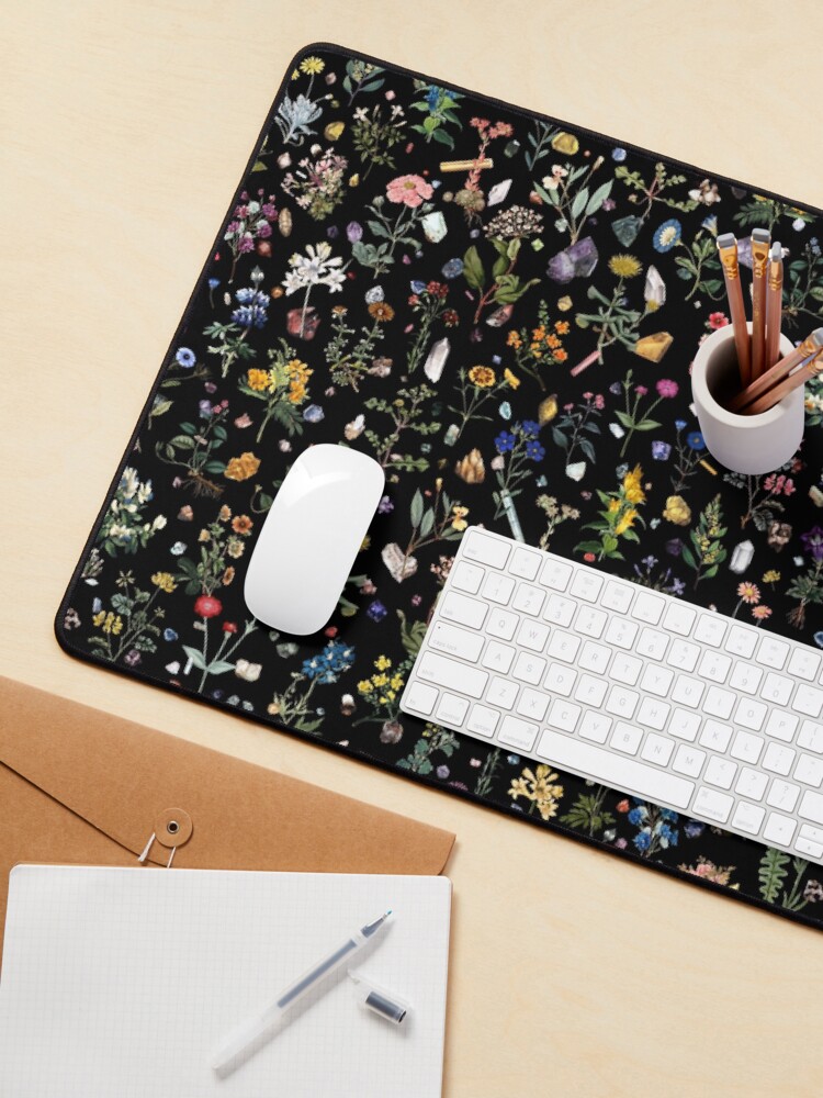 Aperçu 3 sur 5. Tapis de souris avec l'œuvre Healing créée et vendue par fifikoussout.