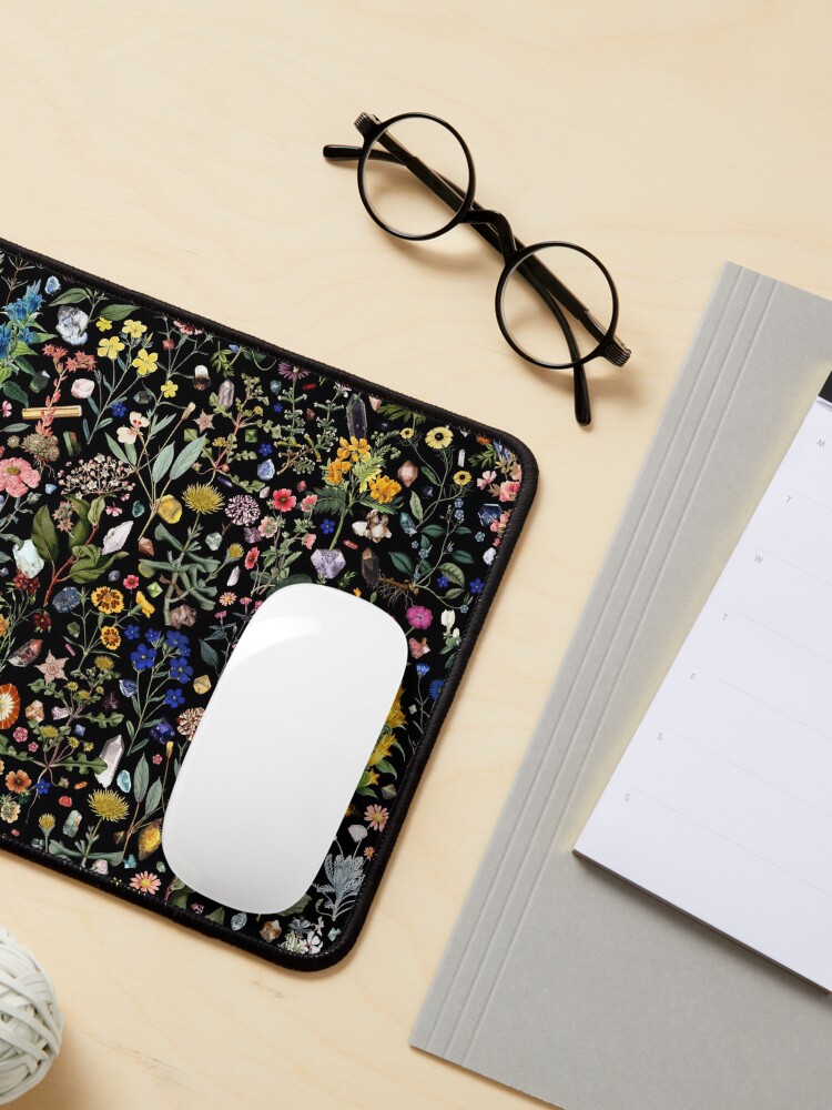 Aperçu 3 sur 5. Tapis de souris avec l'œuvre Healing créée et vendue par fifikoussout.