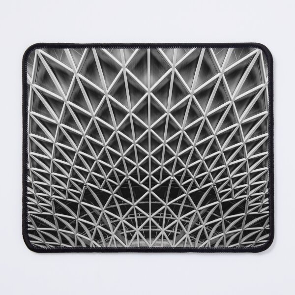 Aperçu de l'œuvre Grilles et Triangles créée et vendue par Scott Richards.