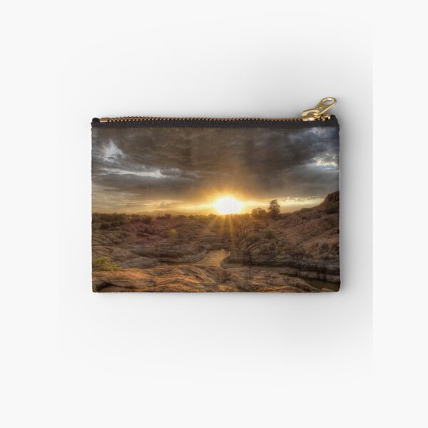 Artikelvorschau, Remains At Sunset entworfen und verkauft von Bob Larson.