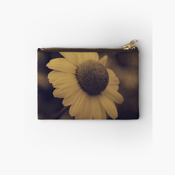 Item preview, Leucanthemum vulgare designed and sold by SunDwn.