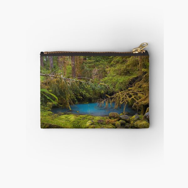 Aperçu de l'œuvre Rain Forest Pool créée et vendue par Mikhail Lenitsyn.