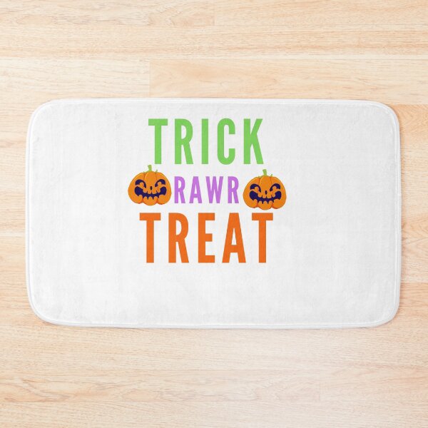Artikelvorschau,  TRICK RAWR TREAT ESSENTIAL T-SHIRT entworfen und verkauft von Luckydoe1.