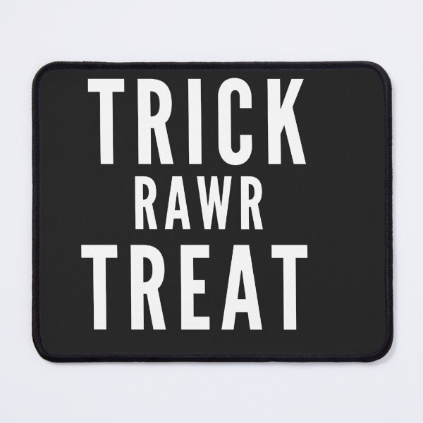 Artikelvorschau,  TRICK RAWR TREAT ESSENTIAL T-SHIRT entworfen und verkauft von Luckydoe1.