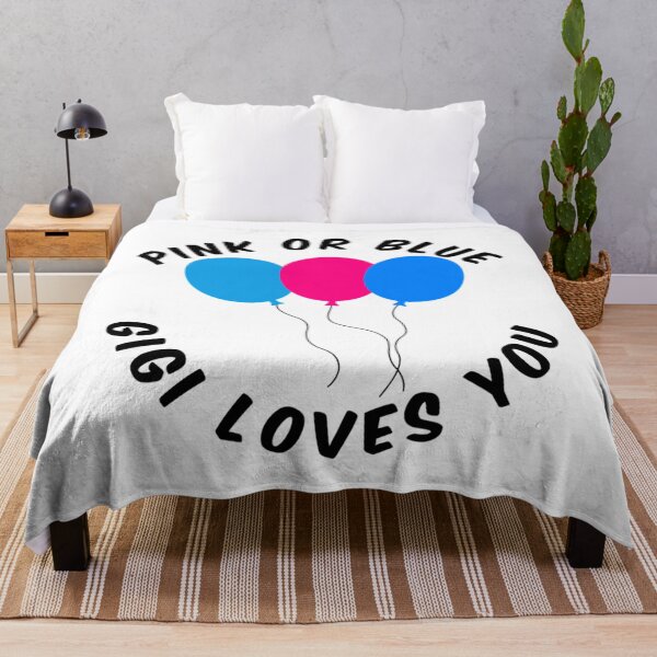 Artikelvorschau, Rosa oder blaues Gigi Loves You-Shirt entworfen und verkauft von JessicaFlorian.