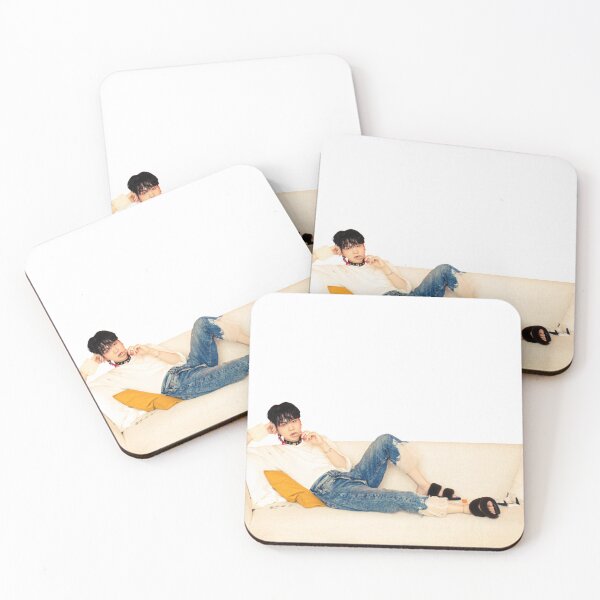 Aperçu de l'œuvre BTS Suga Min Yoongi Version crème au beurre Sticker créée et vendue par di-the-dreamer.