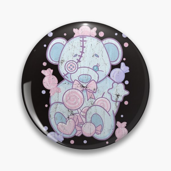 Artikelvorschau, Pastell Goth Teddybär Voodoo-Puppe beunruhigt. entworfen und verkauft von HaydenLee162397.