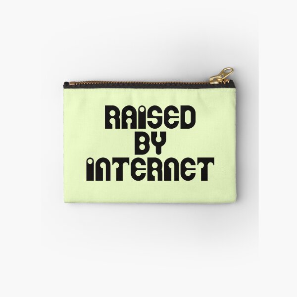 Aperçu de l'œuvre Raised by internet créée et vendue par sweetgrenadine.