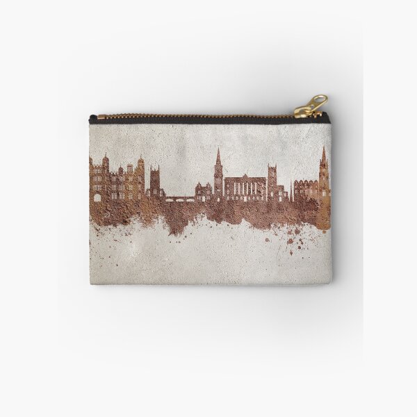 Aperçu de l'œuvre Stamford England Skyline créée et vendue par ArtPrints.