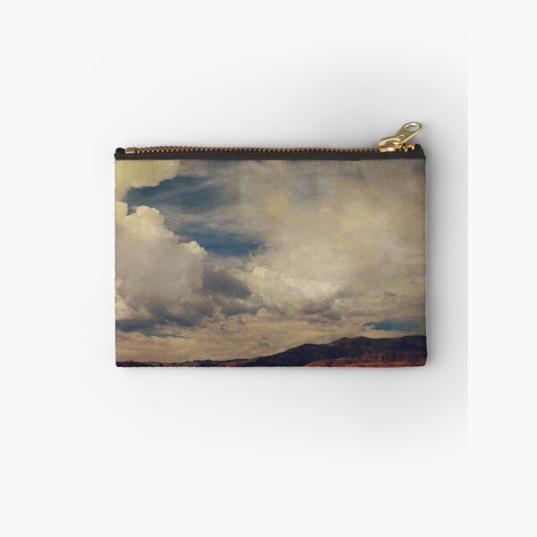 Artikelvorschau, Clouds Please Carry Me Away entworfen und verkauft von Laurie Search Fine Art Photography.