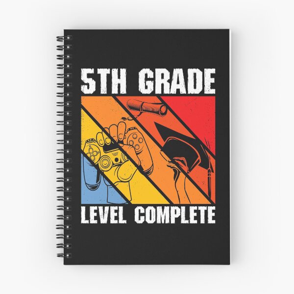 Aperçu de l'œuvre Cadeau de remise des diplômes complet de niveau 5e année pour joueur créée et vendue par reginaturner.