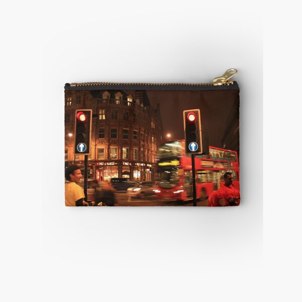 Artikelvorschau, London / Buses, England, UK * entworfen und verkauft von JeffMetal.