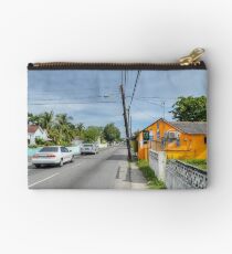 Montrose Avenue in Nassau, The Bahamas Studio Pouch