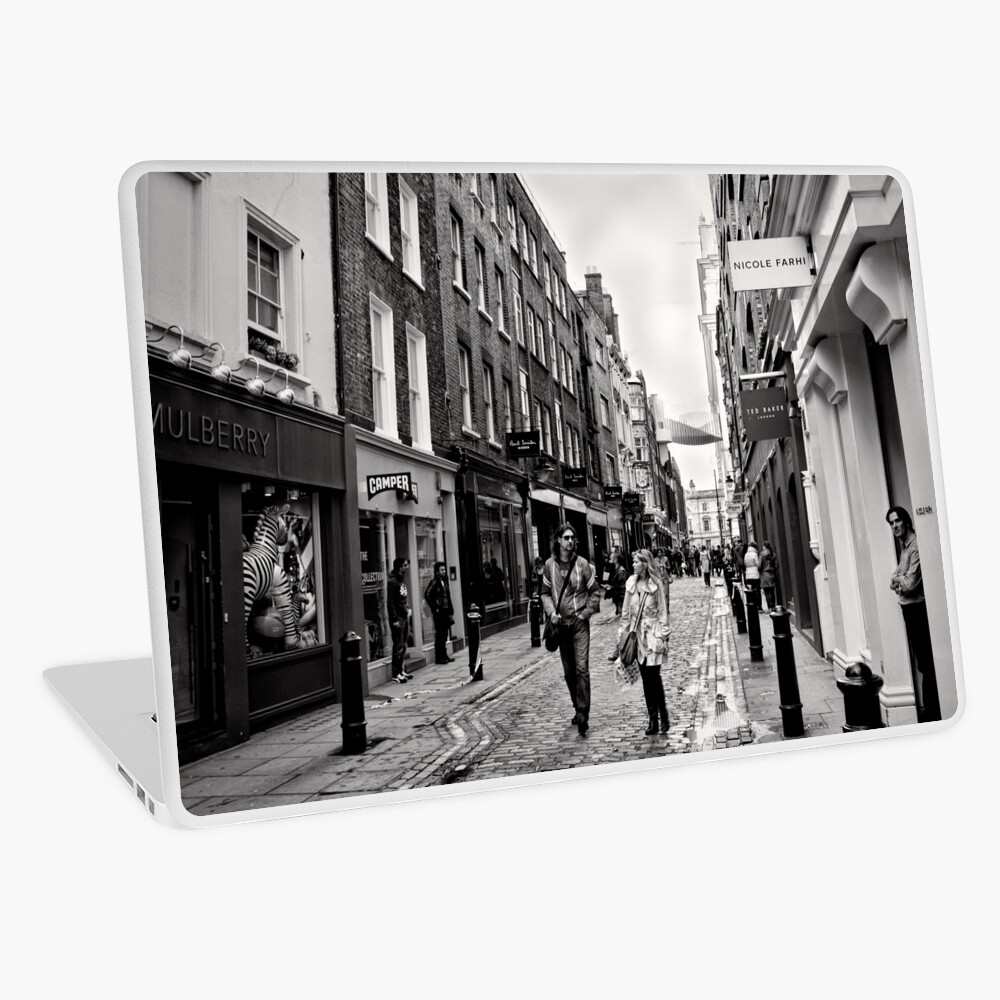 An afternoon shopping in London - Britain Laptop Skin