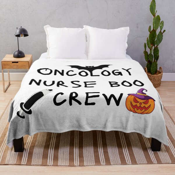 Artikelvorschau, Onkologie Krankenschwester Boo Crew Shirt entworfen und verkauft von Zakariya20.