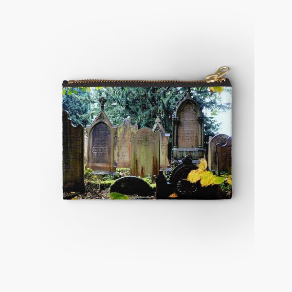 Aperçu de l'œuvre Haworth Graveyard - Royaume-Uni créée et vendue par Graeme Buckland.