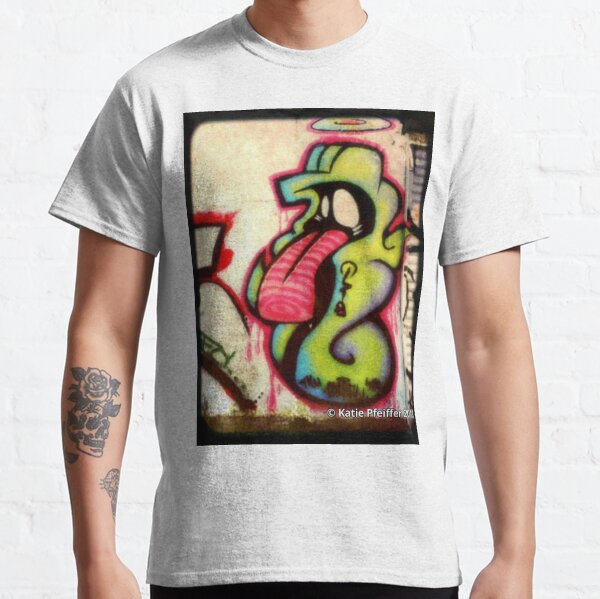 Graffiti- TONGUE Chess Piece West Philly Classic T-Shirt