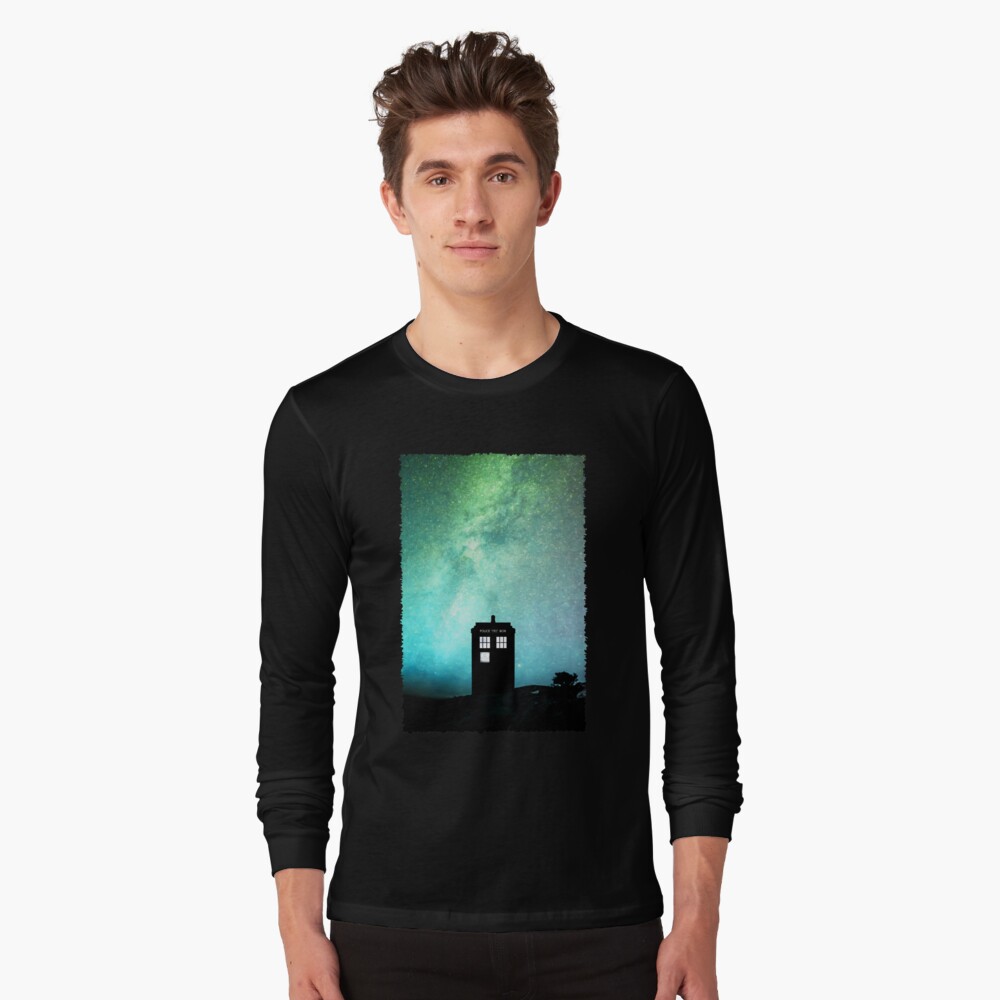 Aperçu de l'œuvre T-shirt manches longues créée et vendue par Altan-HK.
