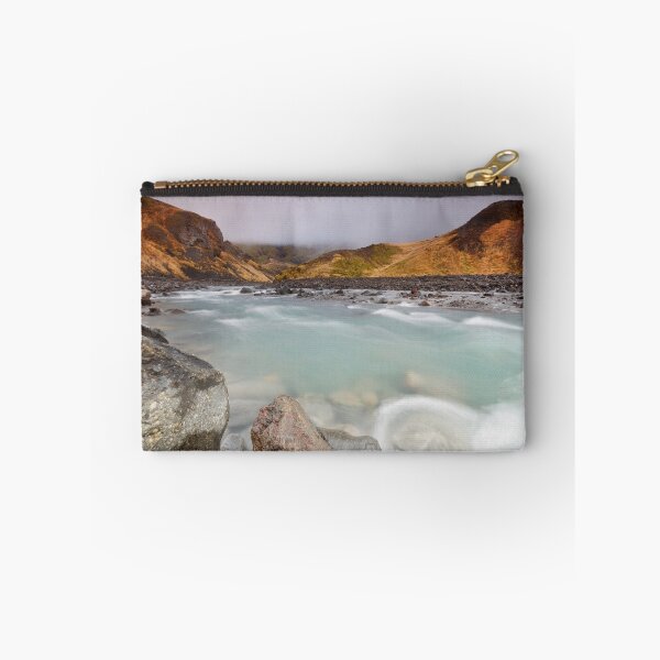 Aperçu de l'œuvre Flowing River créée et vendue par Nick Jermy.