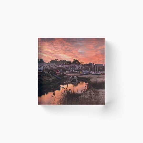 Aperçu de l'œuvre Winter sunrise Abersoch inner harbour créée et vendue par Turtle  Photography.