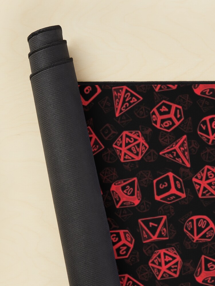 Aperçu 2 sur 5. Tapis de souris avec l'œuvre Modèle de jeu de dés D20 (rouge) créée et vendue par MaratusFunk.