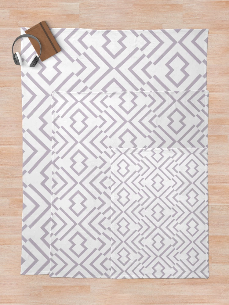 Aperçu 5 sur 6. Plaid avec l'œuvre Lilac and White Simple Art Deco Shape Pattern Pairs Dutch Boy 2022 Popular Color Shadowed Rose 346-3DB - Colour Trends - Trending Hues créée et vendue par ColorOfTheYears.