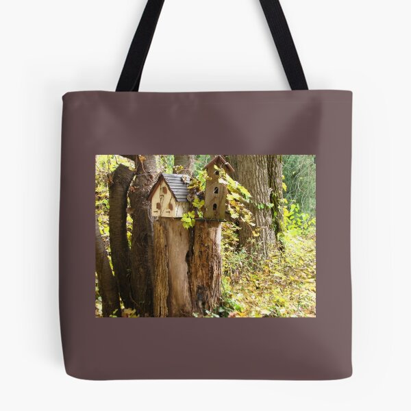 Artikelvorschau, Vogelhaus sammeln entworfen und verkauft von Beth Tidd.