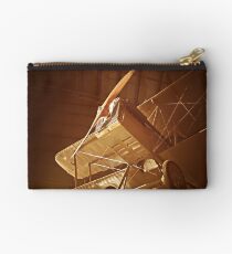 Beauty in the Air V Studio Pouch