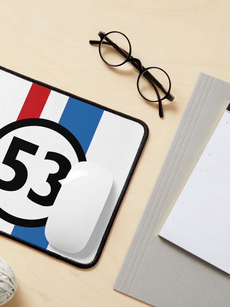 Imagen 3 de 5, Alfombrilla de ratón con la obra Herbie 53 coche viejo, diseñada y vendida por mimobear.