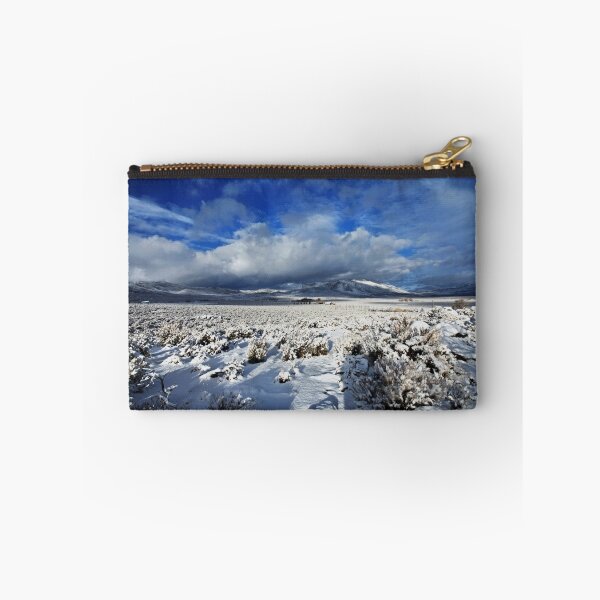 Artikelvorschau, High Desert Snows entworfen und verkauft von Steven Sullivan.