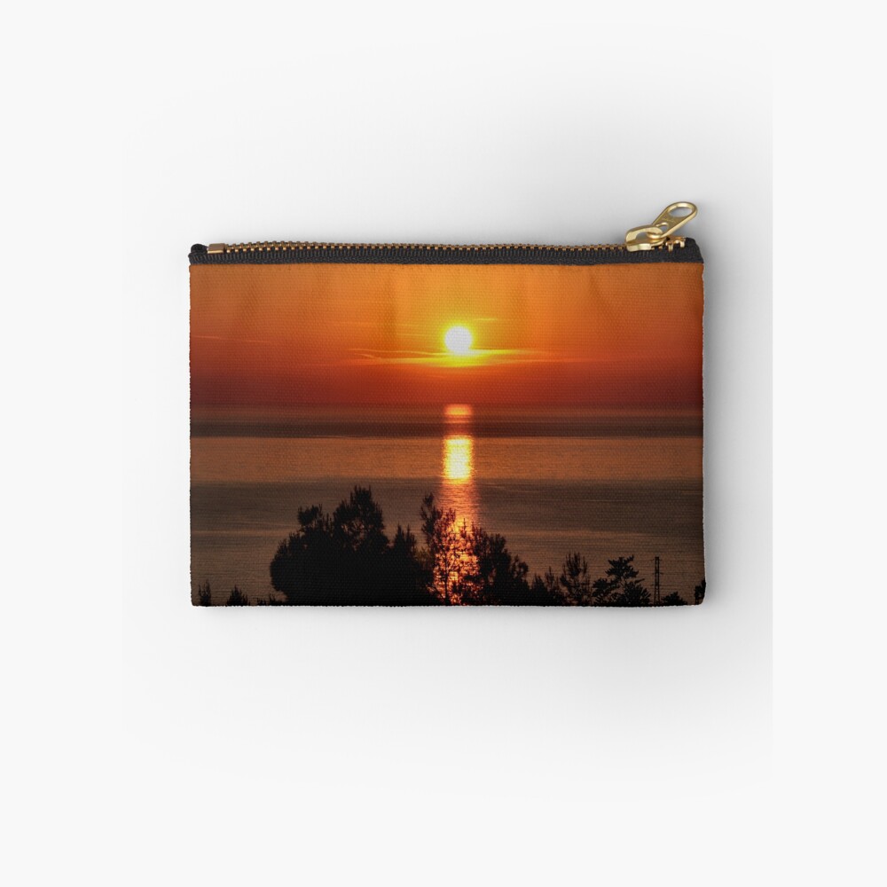 Vista previa del artículo con la obra «Bolsos de mano», diseñado y vendido por Gasparedes.