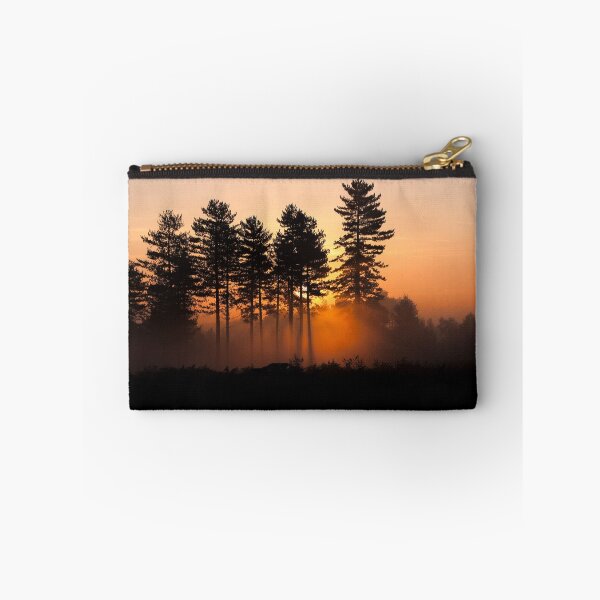 Aperçu de l'œuvre New Forest dawn créée et vendue par Gary Richardson.