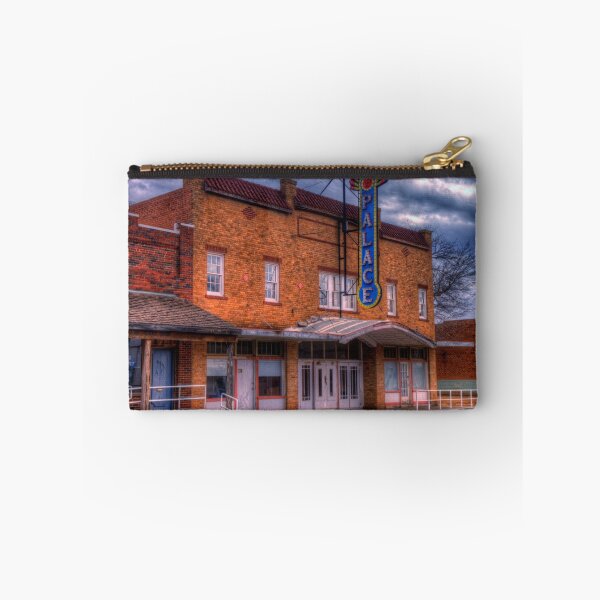 Artikelvorschau, The Palace Theater in Spur, Texas entworfen und verkauft von Terence Russell.