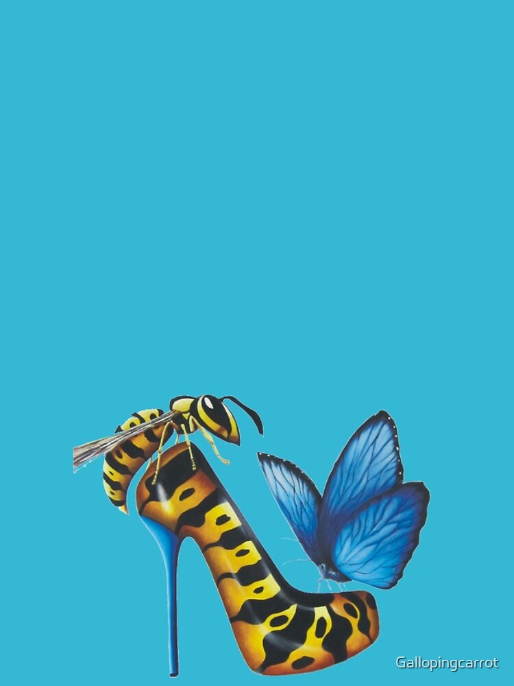 Wasp by Gallopingcarrot