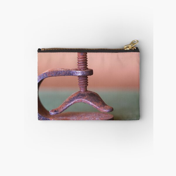 Artikelvorschau, The Screw entworfen und verkauft von Clare Colins.