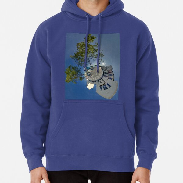 Cow Parade Panorama - Shirt Factory Horn, Derry Pullover Hoodie