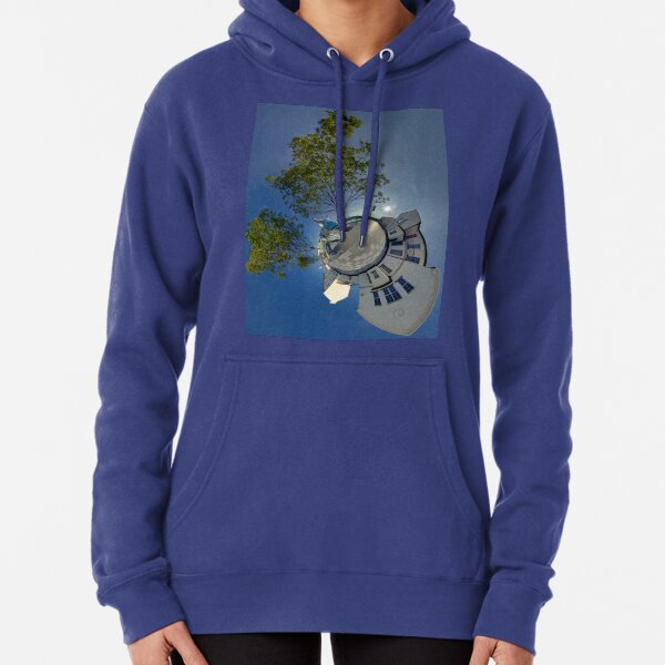 Cow Parade Panorama - Shirt Factory Horn, Derry Pullover Hoodie