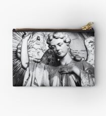 That's the one Studio Pouch