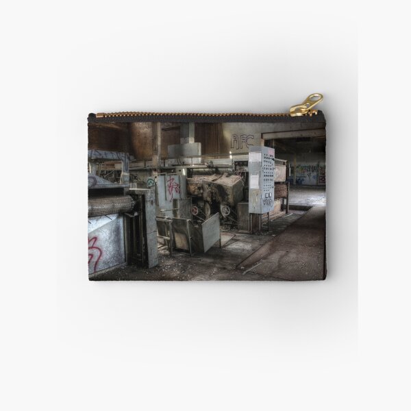 Artikelvorschau, dilapidated and forgotten entworfen und verkauft von Simon Penrose.