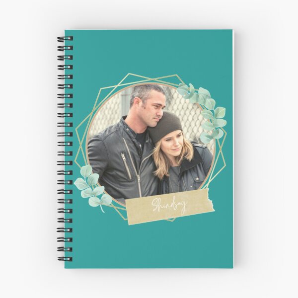 Artikelvorschau, Kelly Severide und Erin Lindsay entworfen und verkauft von PatsonJack.