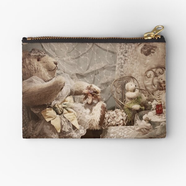 Bear with friends Zipper Pouch