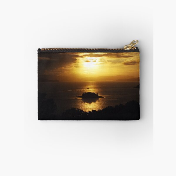 Item preview, Plum pudding Island designed and sold by MrsGJ.